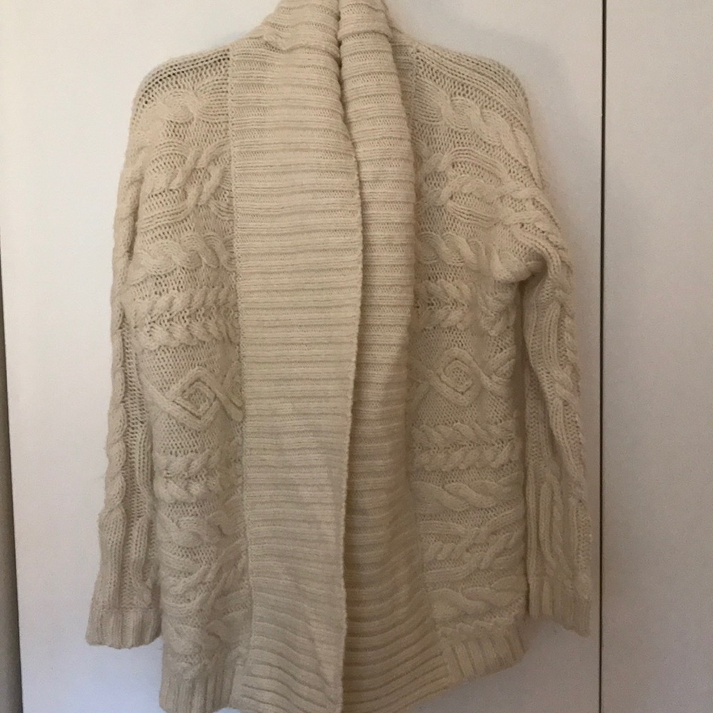 Vineyard vines heavy cable knit cardigan